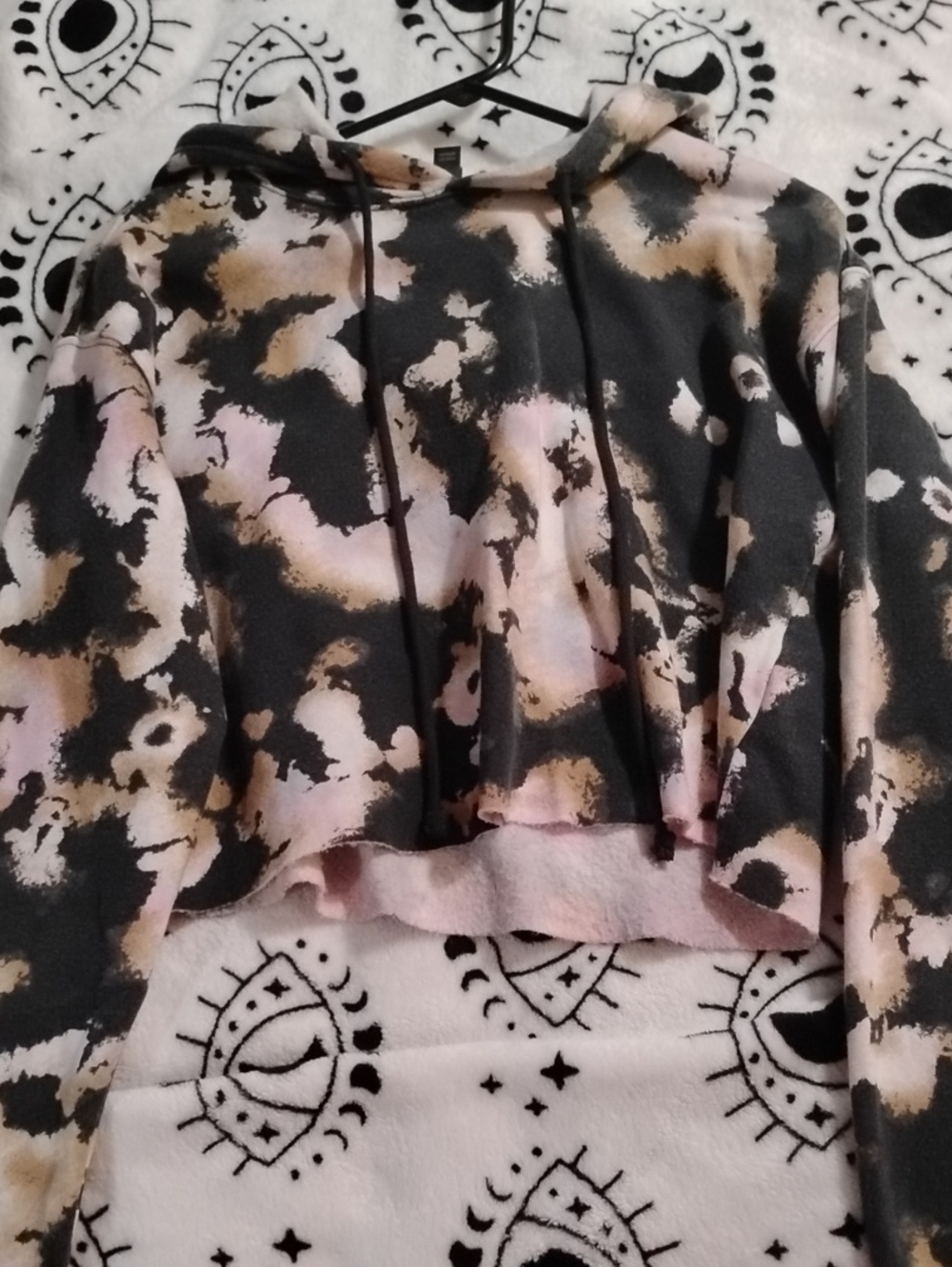 wild fable Black Cropped Tie-Dye Hoodie with Pink & Tan Accents Small